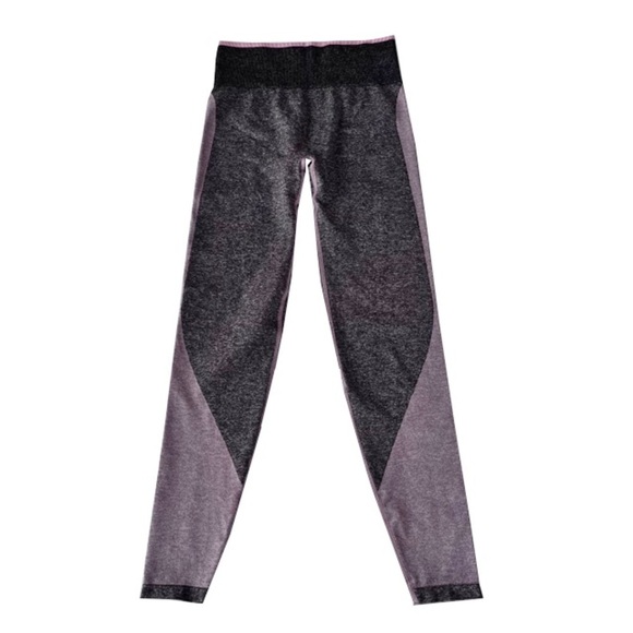 PINK Victoria's Secret Pants - Victorias‎ Secret PINK Seamless Black and Pink Athletic Leggings